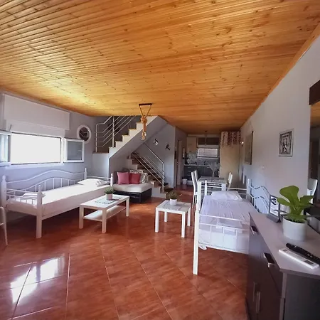 Holiday home Chryspa *